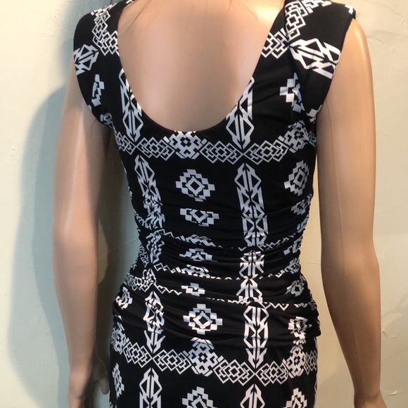 I N C black & white print dress. Size S - Picture 6 of 6